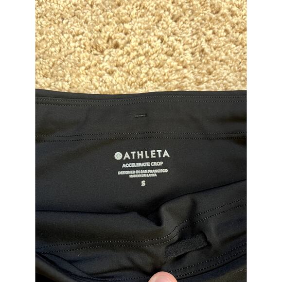 Athleta Women’s Accelerate Crop Leggings Size Small Black High-Rise Capri Pants - Picture 2 of 9